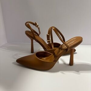 Modatope Closed Toe
Ankle Strap Heels..
